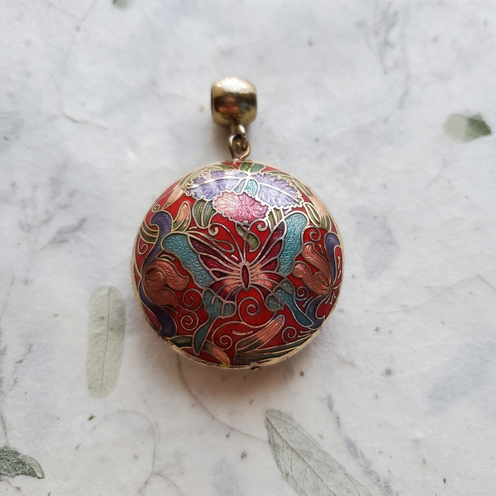 Vintage Chinese Enamel Cloisonne Pendant